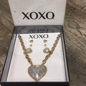 Xoxo glitter heart bling necklace earring set nwt
